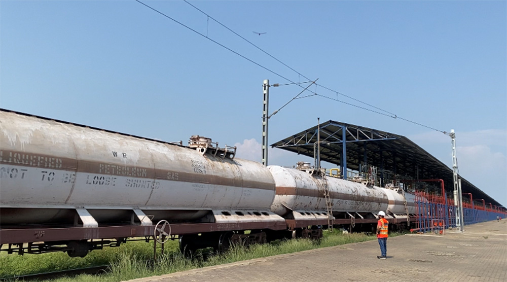 pipavav-lng-rake