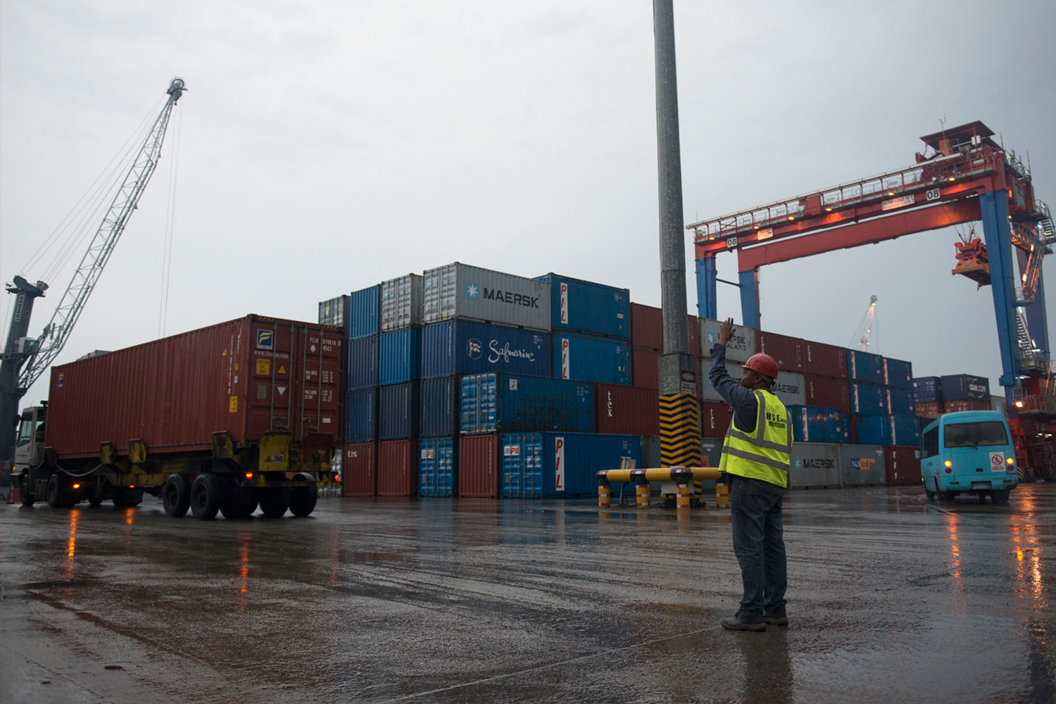 apm terminals apapa personal stacks
