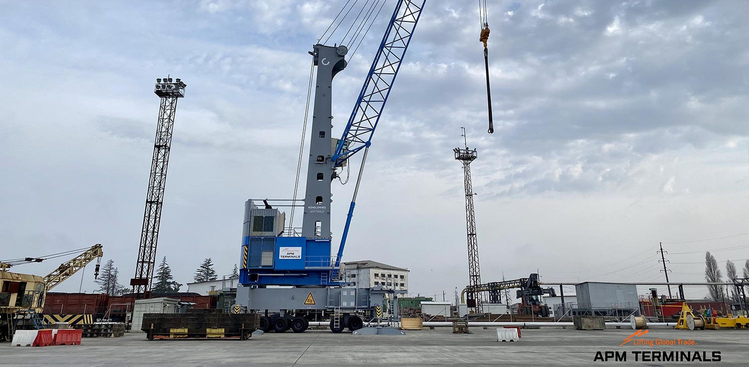 201006-gottwald-crane-apmterminals-poti