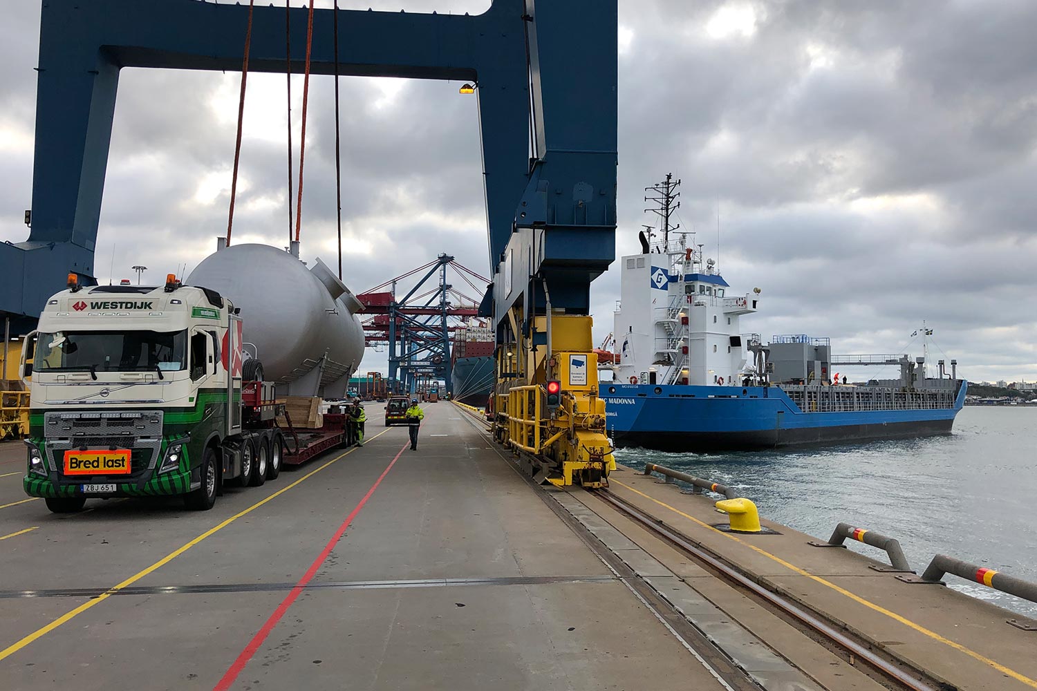 201006-gothenburg-break-bulk