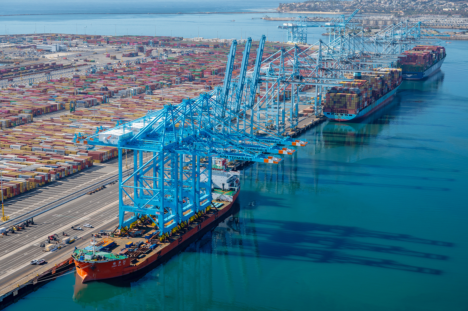APM Terminals Los Angeles Pier 400